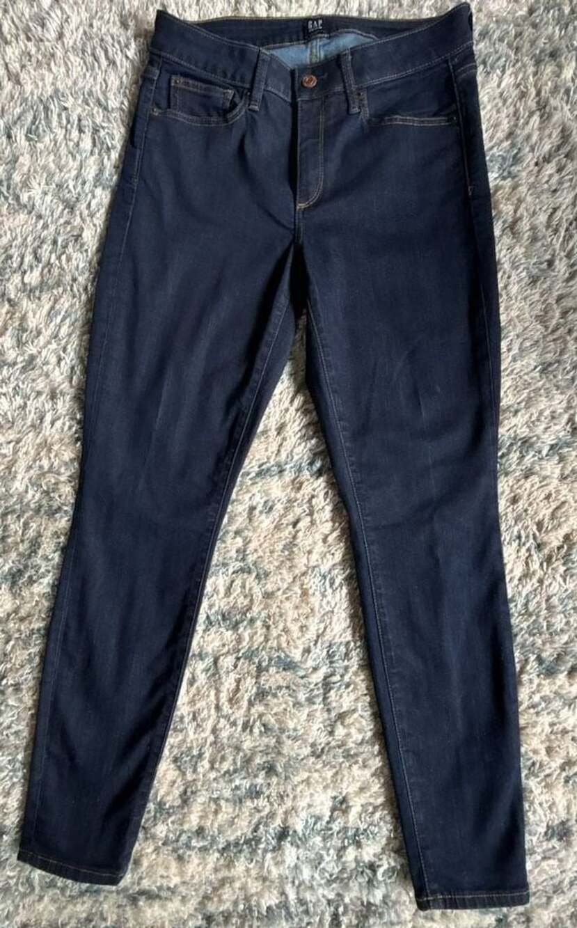 Women’s Gap Mid Rise True Skinny Jeans Dark Wash Size 30R